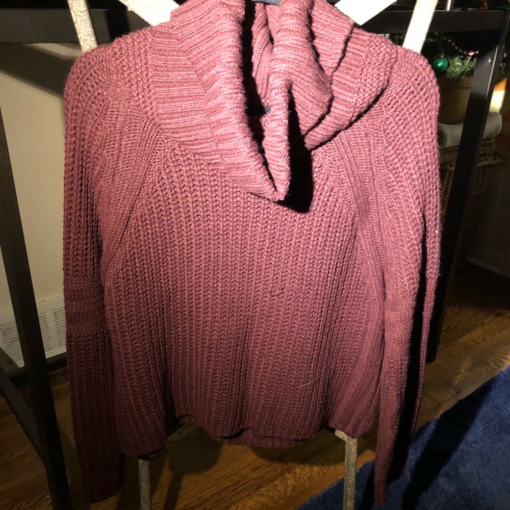 MARRON LOOSE TURTLENECK SWEATER